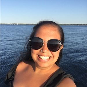 Meet your Posher, Ikram